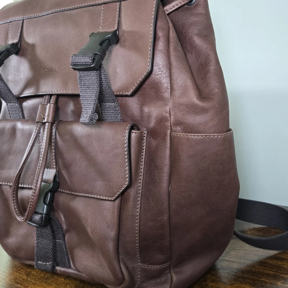 Fossil Weston Brown Leather Backpack‎